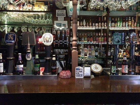 MORRISON Cerveceria Whiskey Bar